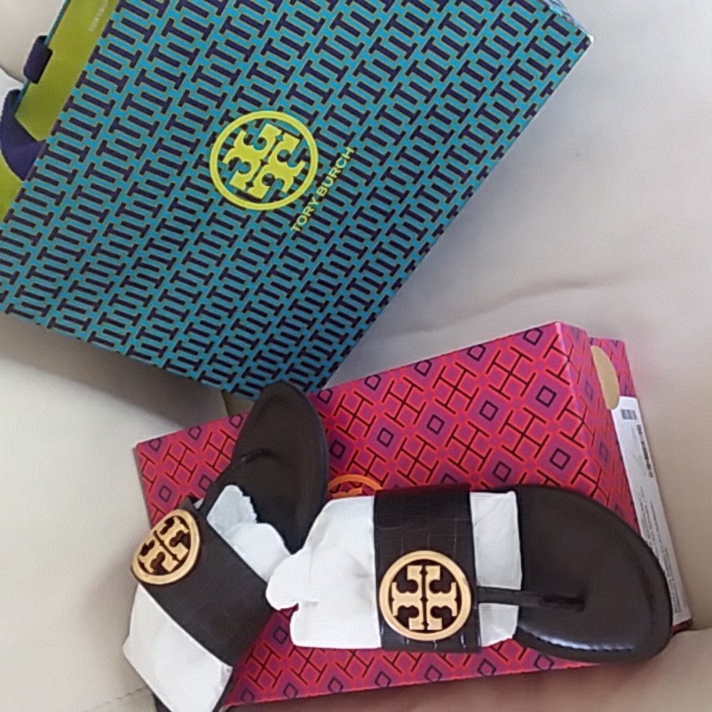 Tory Burch Black Leather Logo Thong Sandals with Gold Emblem